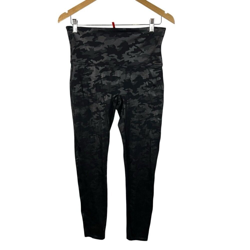 Spanx Faux Leather Leggings Sz Xl Matte Black Camo Slimming Athletic Ath Leisure